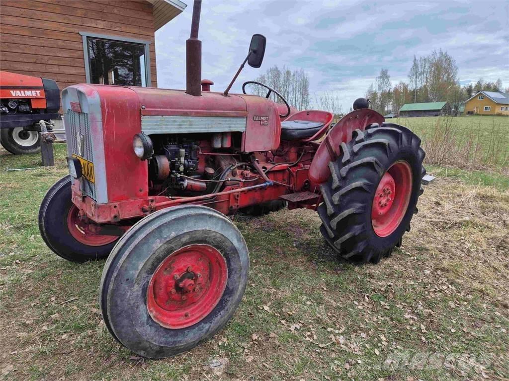 Valmet 361D Tractors