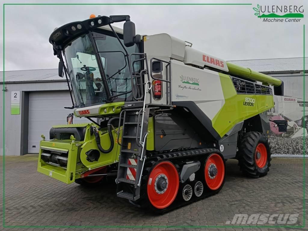 CLAAS Lexion 8700 TT Combine harvesters