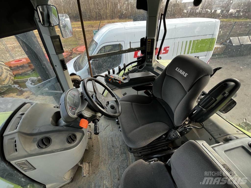 CLAAS Arion 650 Tractors