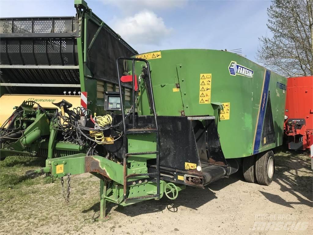 Faresin TMRVD1400 Mixer feeders