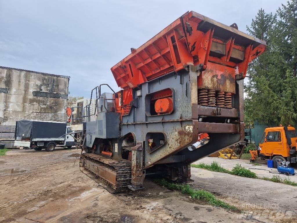 Sandvik QJ 341 Mobile crushers