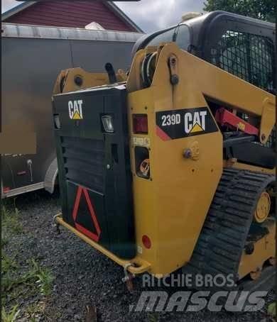 CAT 239 D Skid steer loaders