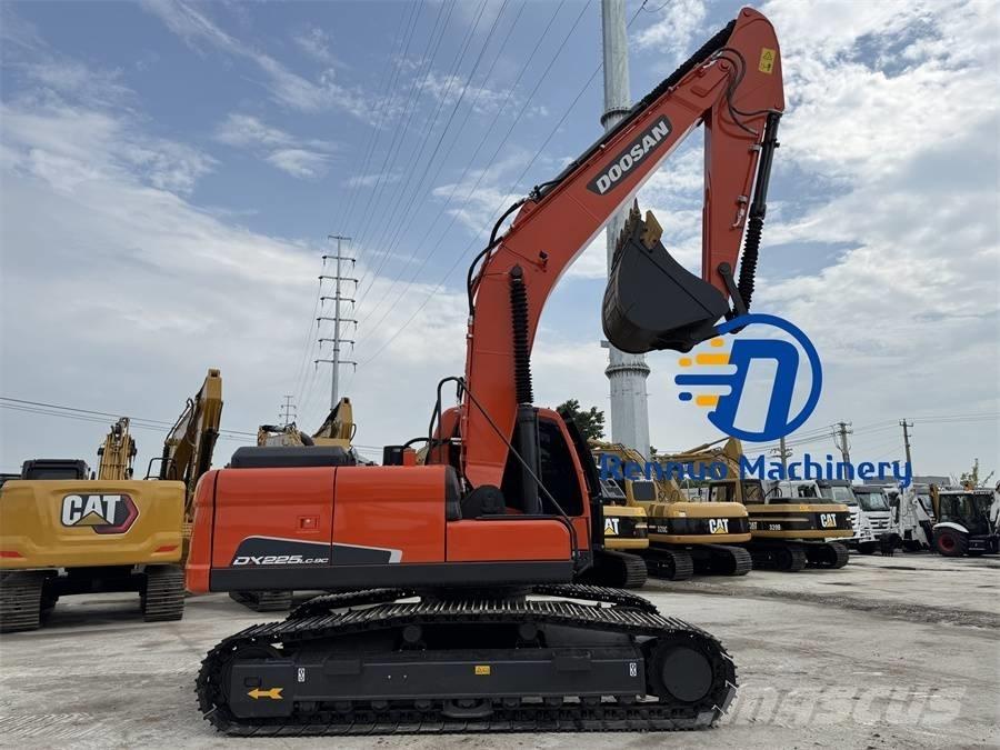 Doosan DX 225 LC-9C Crawler excavators