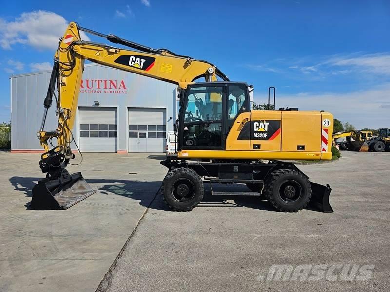 CAT M320F Wheeled excavators