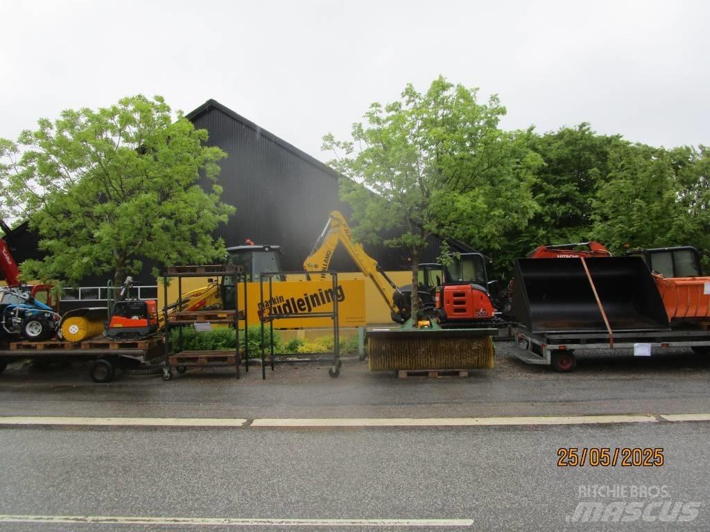 Schäffer 2628 Multi purpose loaders