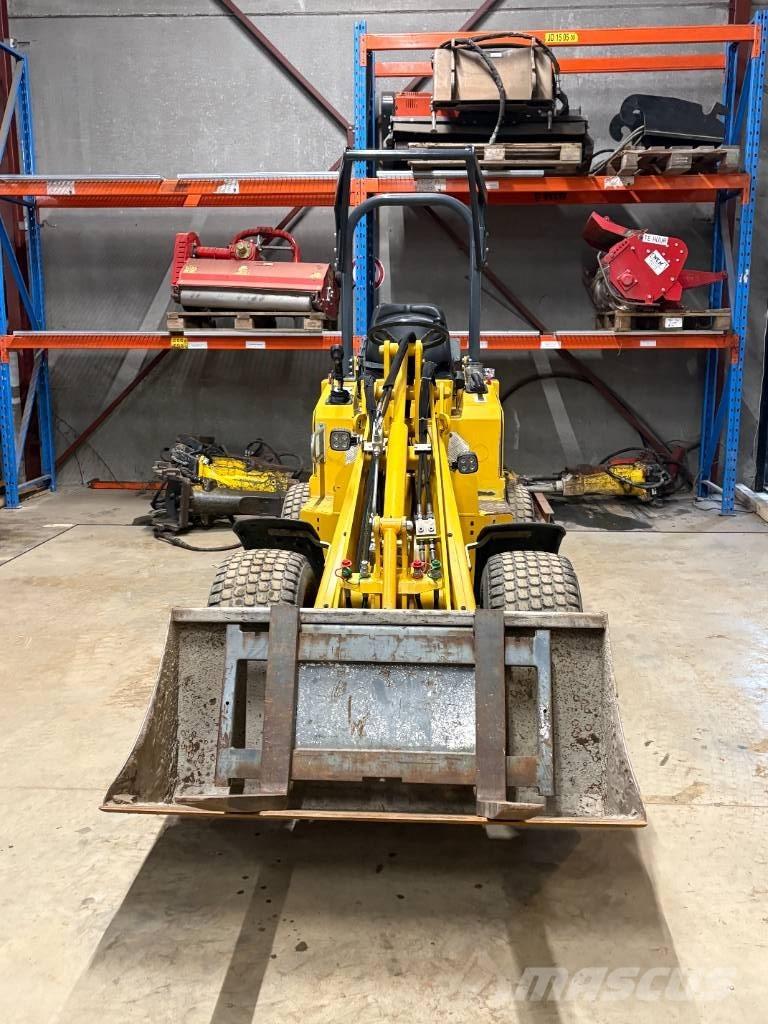 Knikmops KM 130 Wheel loaders