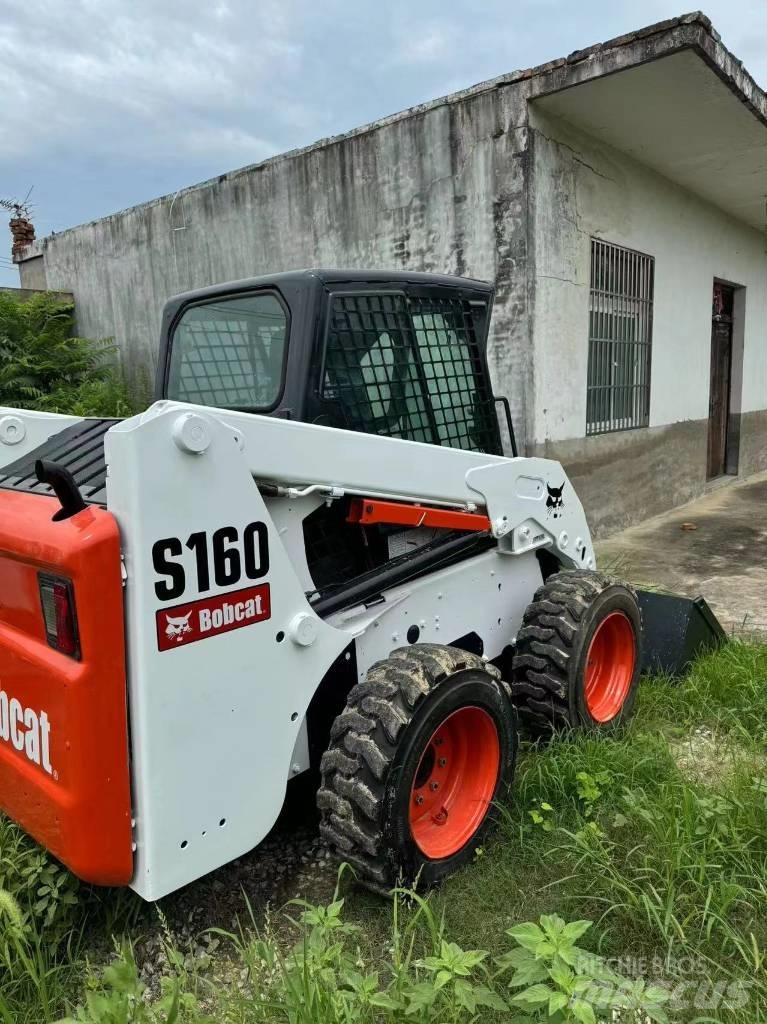 Bobcat S160 Skid steer loaders