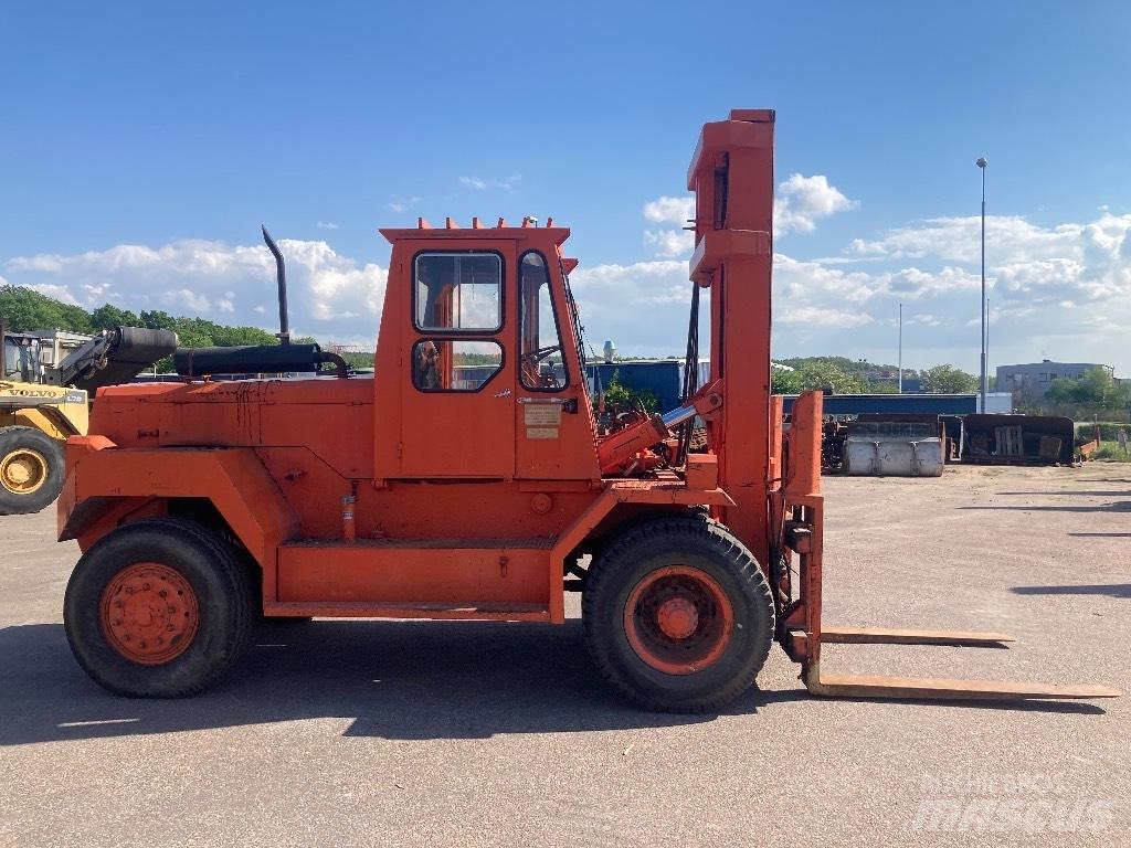 Ljungby 12 ton Diesel trucks