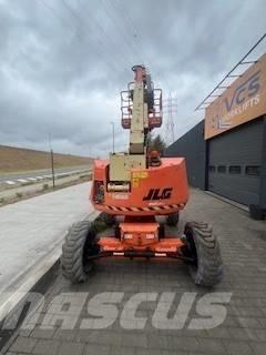 JLG 340 AJ Articulated boom lifts