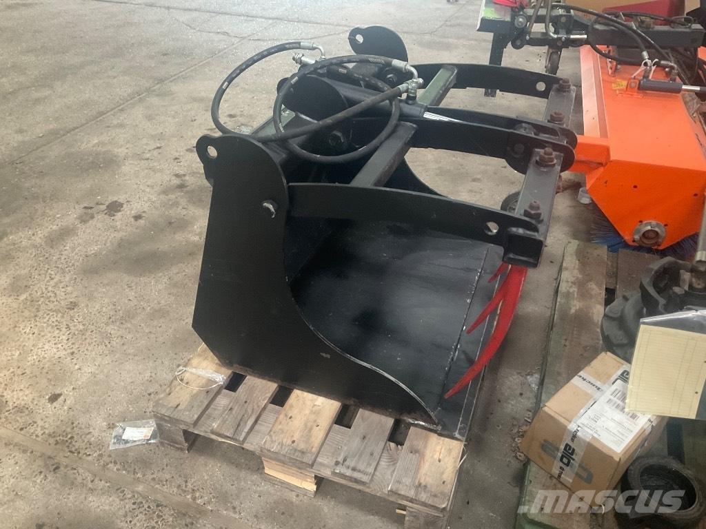  Siloskovl Front loader accessories