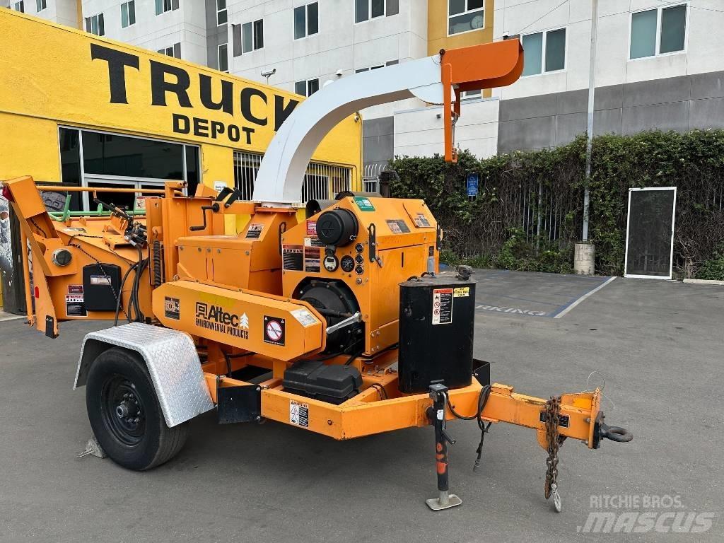 Altec CFD 1217 Wood chip trailers