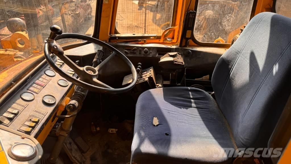Volvo L 120 Wheel loaders