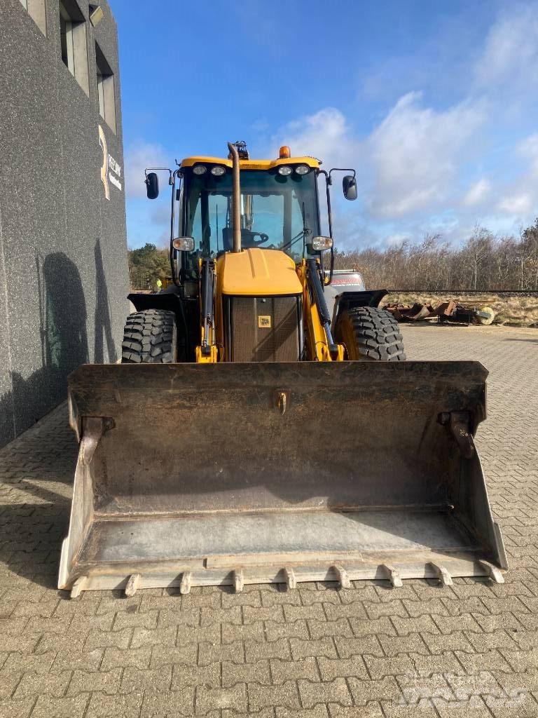 JCB 4 CX Backhoe loaders