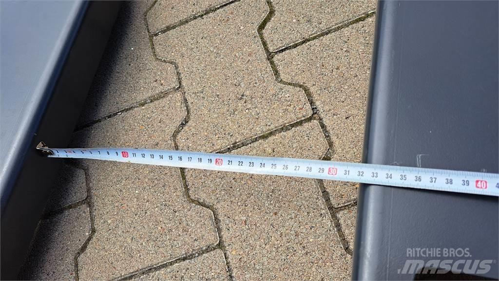 Linde L14C Pedestrian stacker