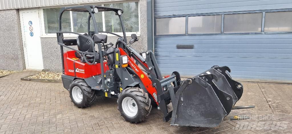 Schäffer 1622 Multi purpose loaders