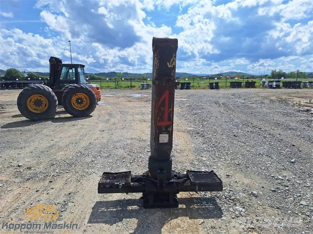 Loglift F71 Forwarder cranes
