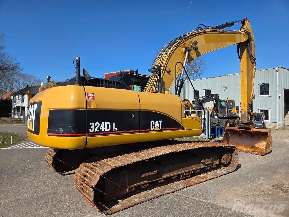 CAT 324DL Crawler excavators