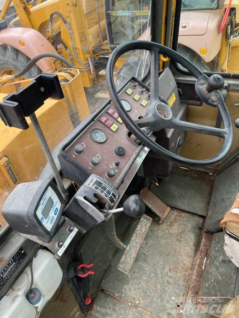 Hydrema 806 Backhoe loaders