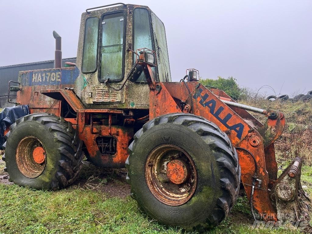 Halla 170E Wheel loaders