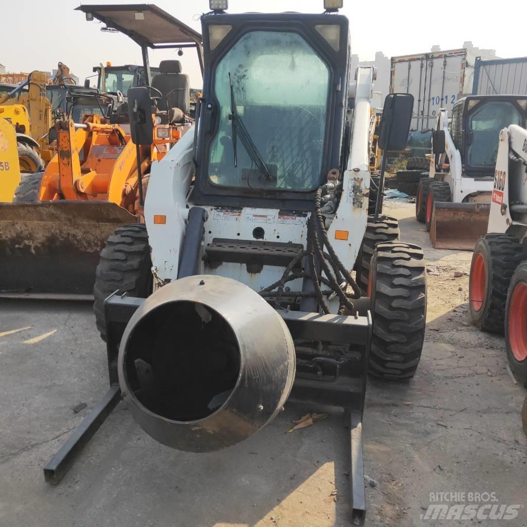 Bobcat S300 Skid steer loaders