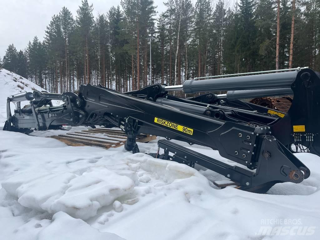 Logmer 18-10 US Harvester cranes