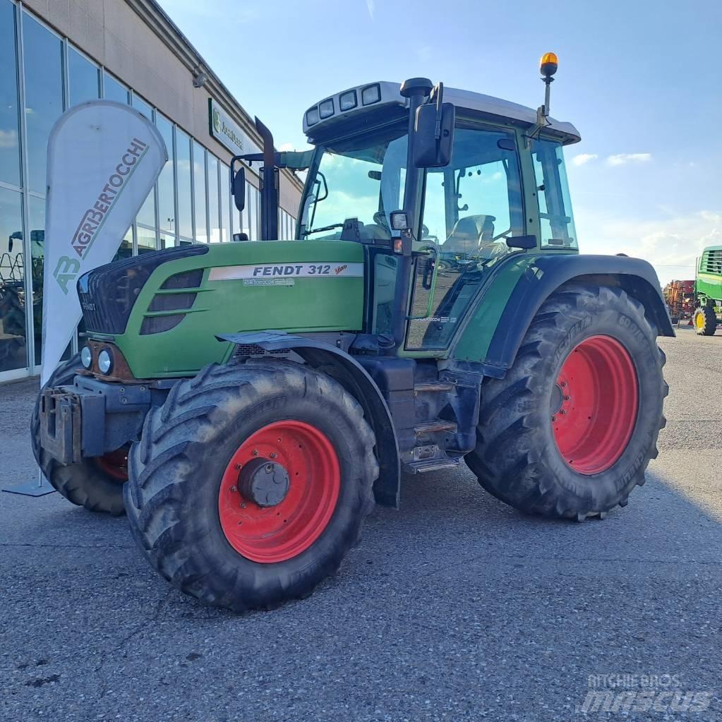 Fendt 312 Vario Tractors