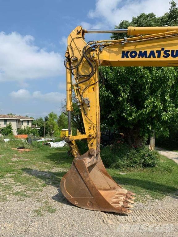 Komatsu PC 210 NLC-8 Crawler excavators