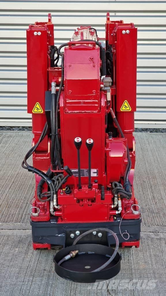 Unic URW 295 Mini cranes