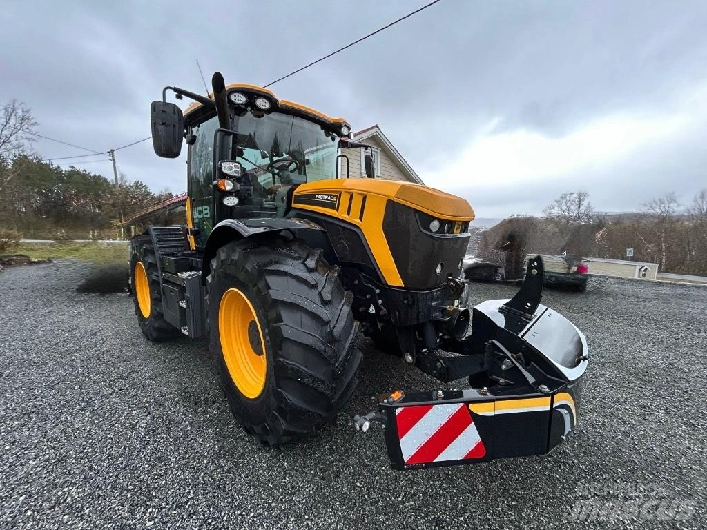 JCB 4220 FASTRAC Tractors