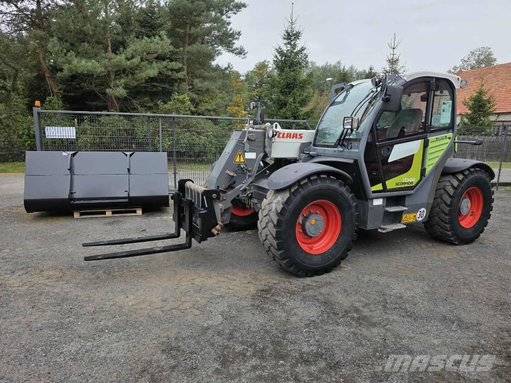 CLAAS Scorpion 7044 Telehandlers for agriculture