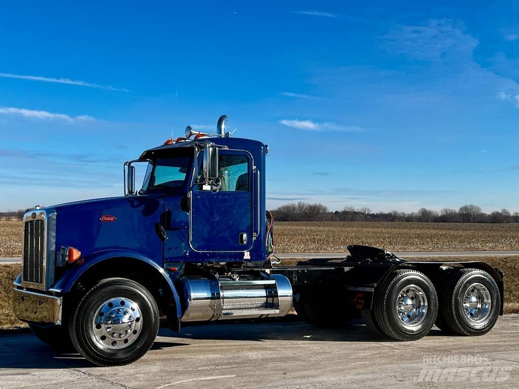 Peterbilt 365 Tractor Units