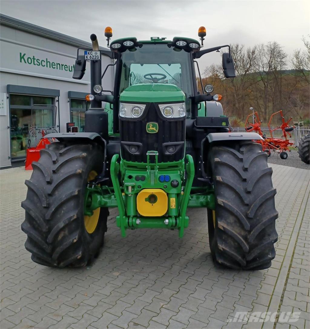 John Deere 6M 220 Tractors