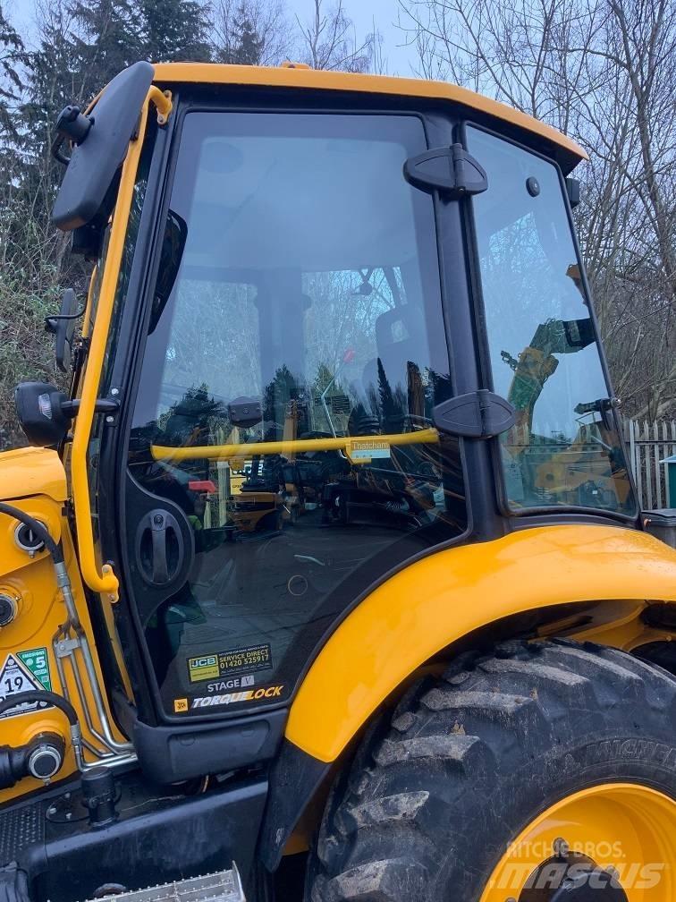 JCB 4 CX Backhoe loaders