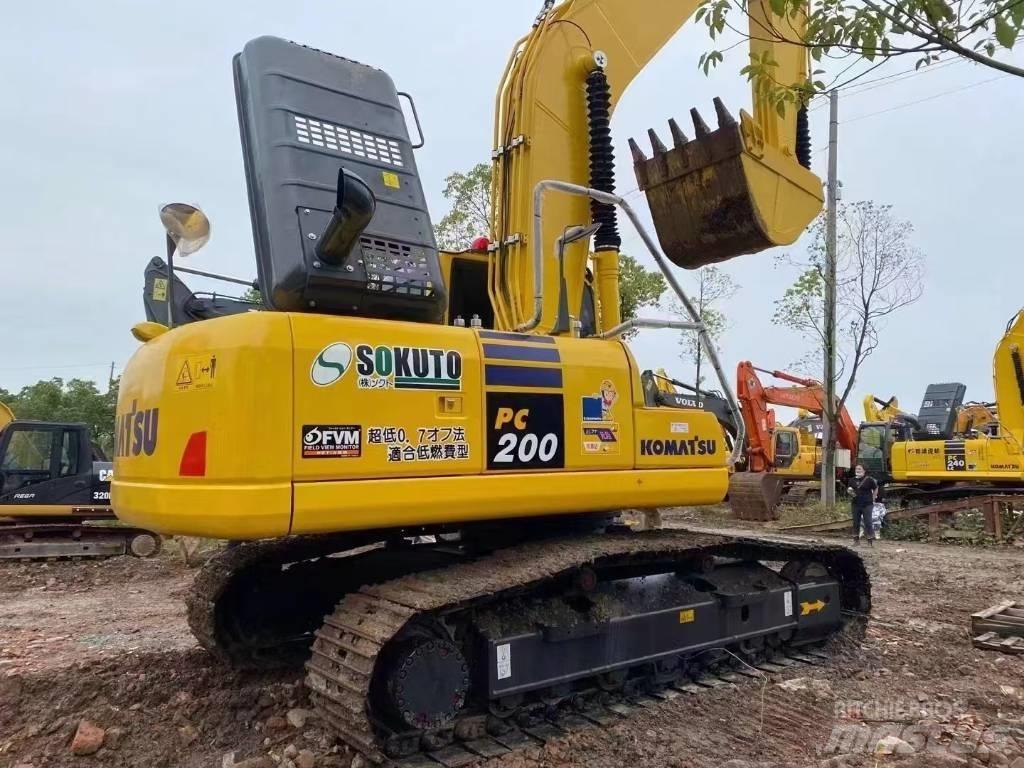 Komatsu 200-8 Crawler excavators