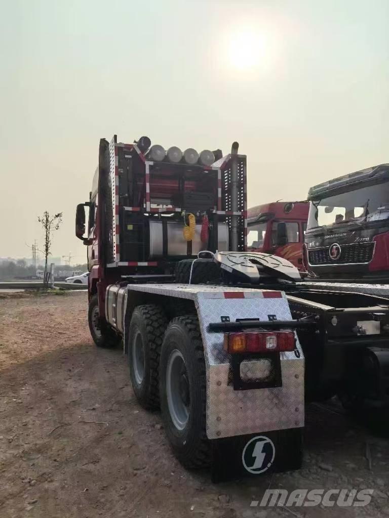 Shacman X5000 Tractor Units