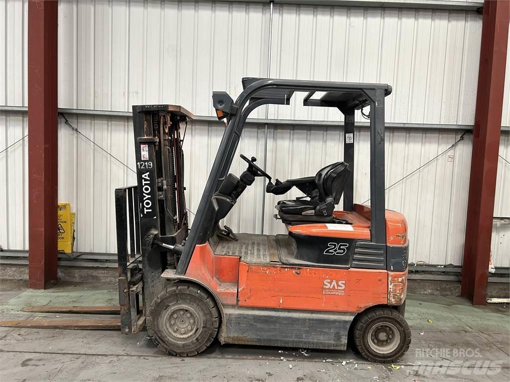 Toyota 7FBMF25 Electric forklift trucks