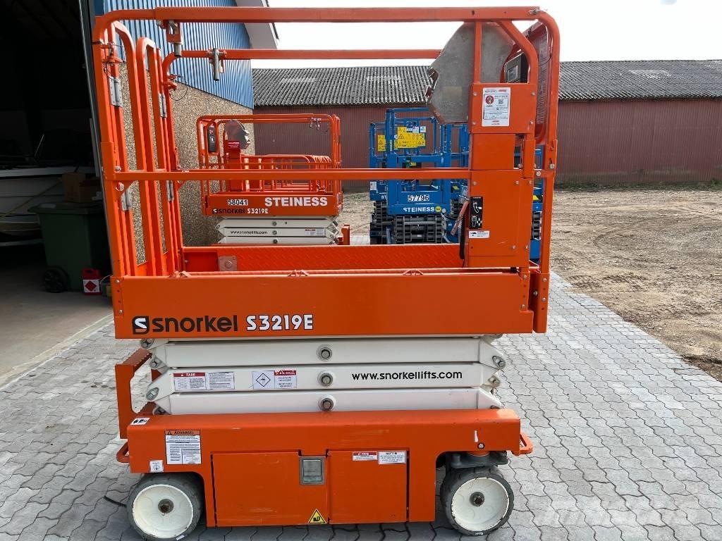 Snorkel S 3219 E Scissor lifts