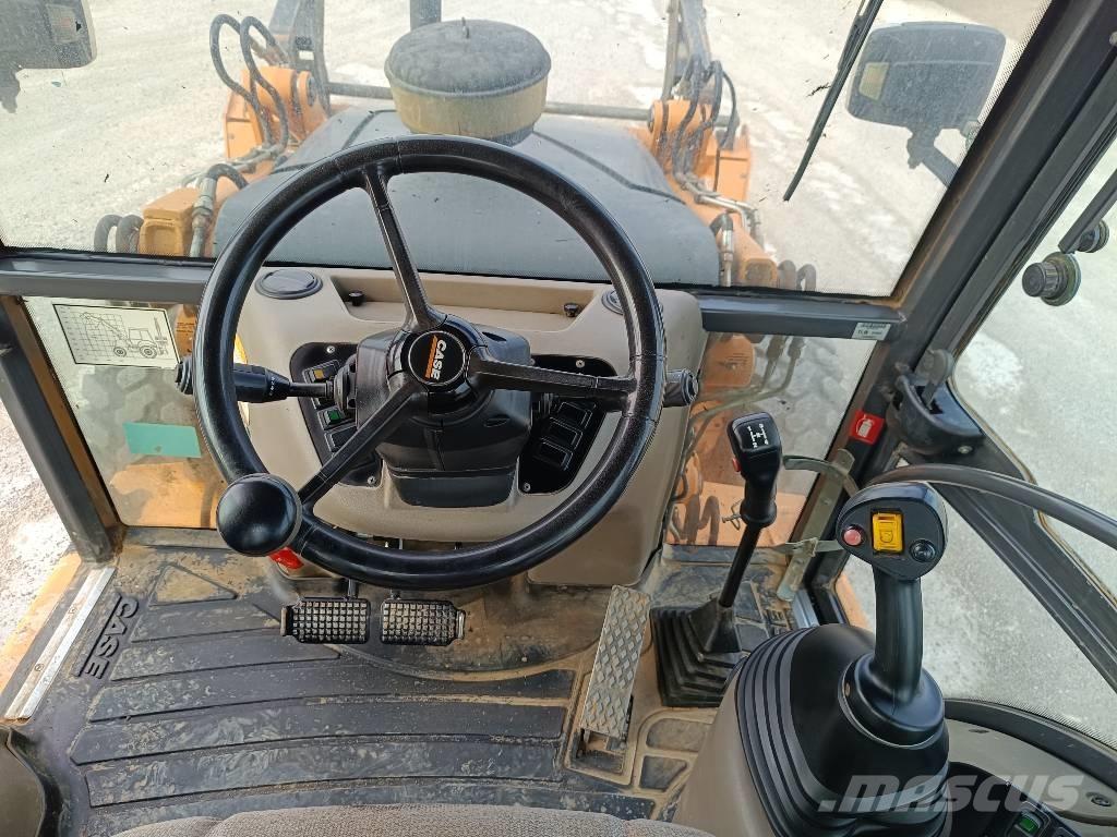 CASE 580 ST Backhoe loaders