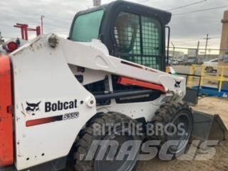 Bobcat S550 Skid steer loaders