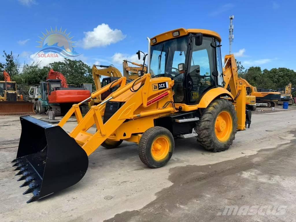 JCB 3CX Backhoe loaders