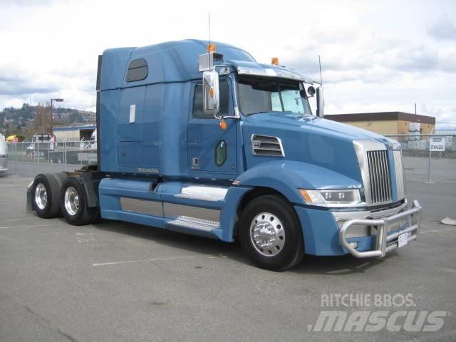 Western Star 5700 XE Tractor Units