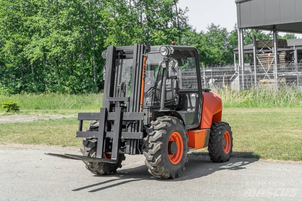 Ausa C 251 H x4 Diesel trucks