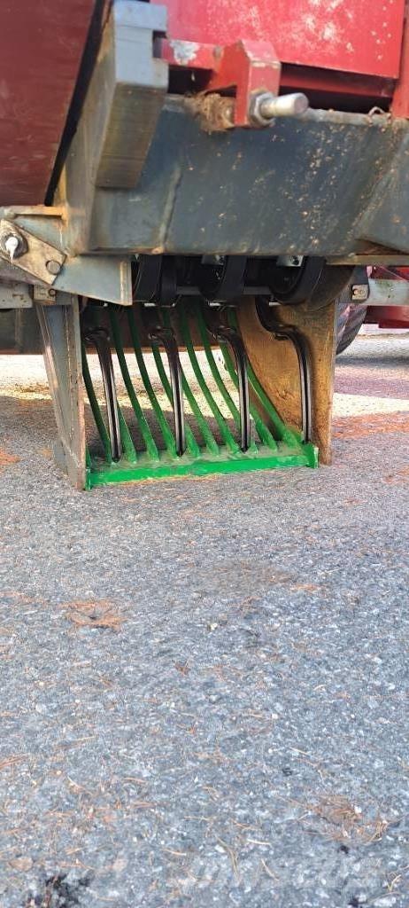 Juko KK 4 Stone Pickers