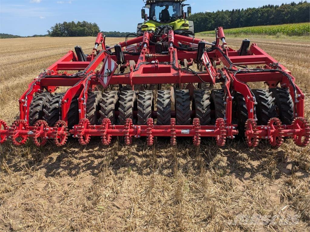 Horsch Tiger 4 MT Cultivators