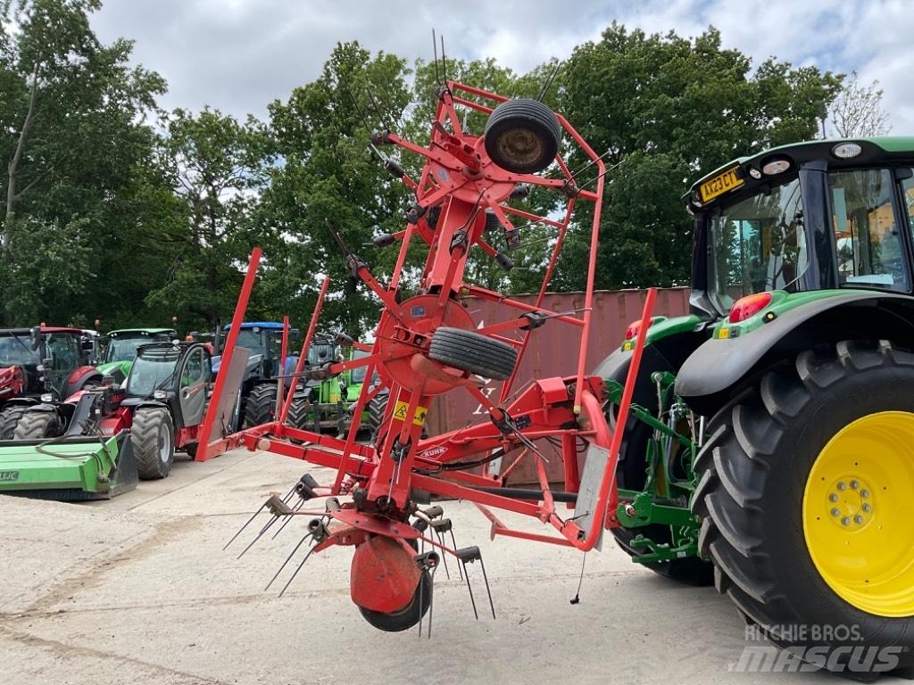 Kuhn GF 6502 Rakes and tedders
