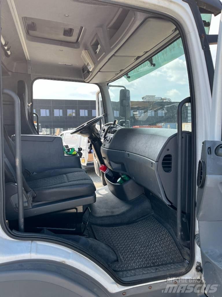 VERSALIFT VT-66-LF Truck & Van mounted aerial platforms