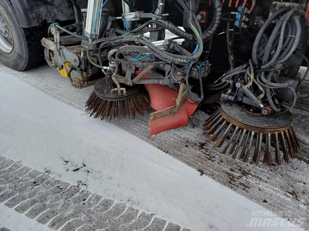 Volvo FMX Sweeper trucks