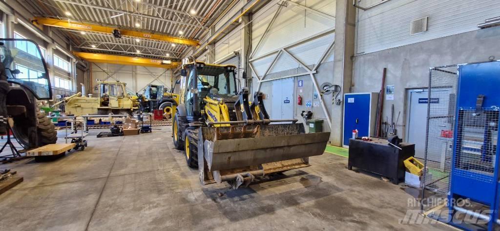 Komatsu WB 93 R Backhoe loaders