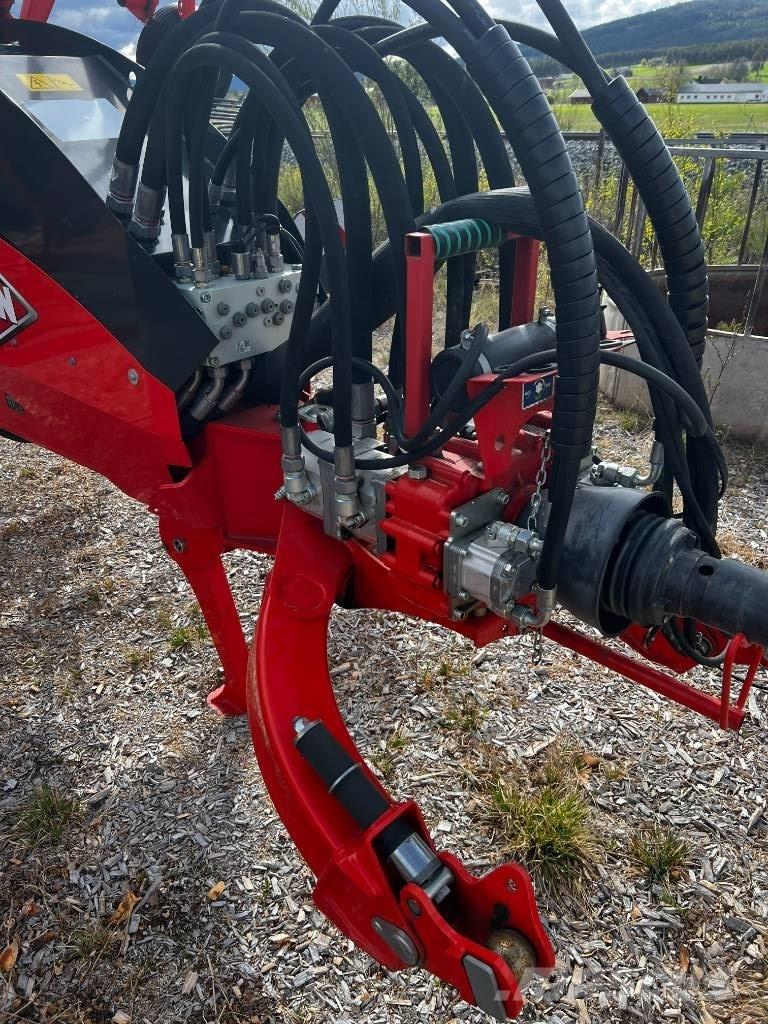 Kuhn GA 13131 Rakes and tedders