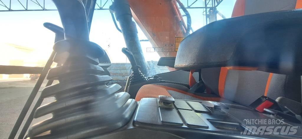 Doosan DX140LC-5 Crawler excavators